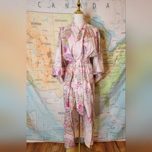 Sakurai Shoji Floral Pink Kimono Robe One Size With Belt 100% Cotton